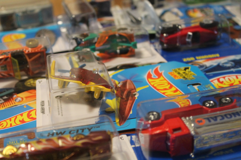 Illustration for article titled Enormous Die-Cast Collection - Box 3 - Hot Wheels